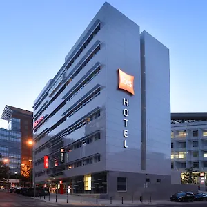 Ibis Parque Nacoes מלון